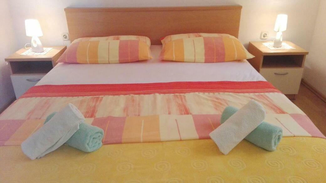 Apartment Peris Sevid Εξωτερικό φωτογραφία