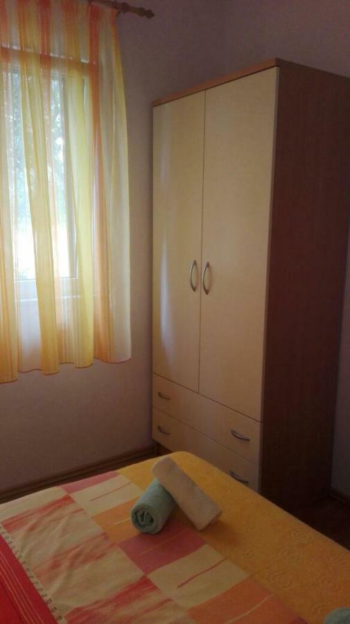 Apartment Peris Sevid Εξωτερικό φωτογραφία